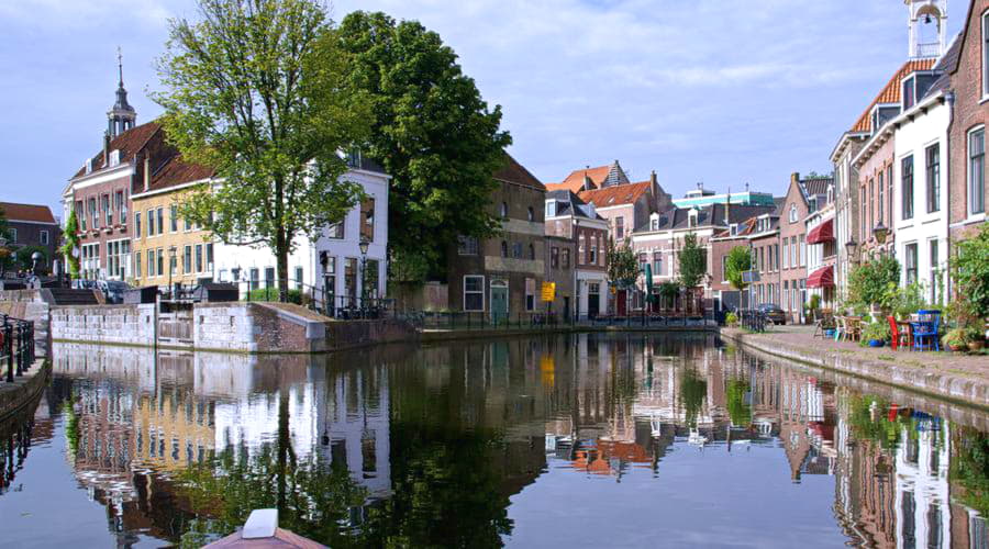 Quais são as escolhas de veículos mais populares em Schiedam?